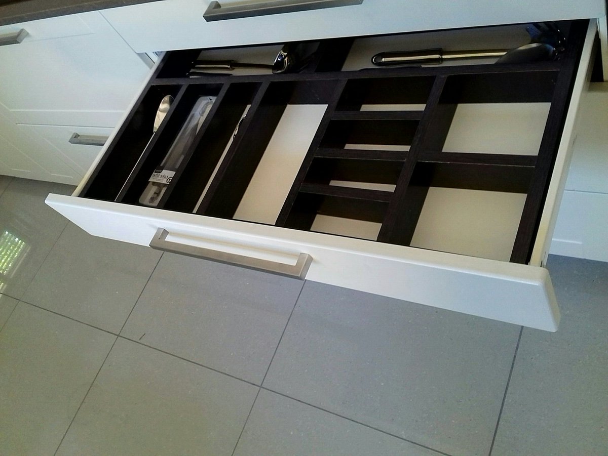 jsconstrctxngrp's tweet photo. Do a kitchen and get a free TV wallunit!Arnold from BPE has a talent of Carpentry.Anything you want he can do it Kitchens from R17500 .Based in Gauteng. To get hold whatsapp 0723945328 or Call on 0836973091.RT his work to support.#ResurrectionChallenge #KodwaAbayaziNdiyaXoka https://t.co/wvtfPq5oF1