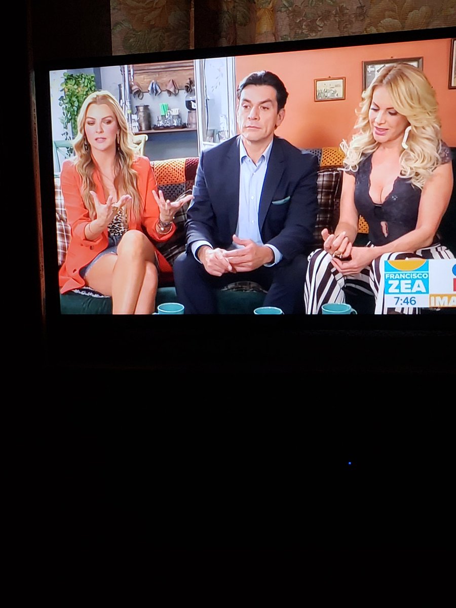 Sandygocu's tweet photo. @MarjoDSousa Buenos días lindo inicio de semana aquí viendote hermosa a unas horas 😍😍😍👏👏 https://t.co/xLcFSvXKu5