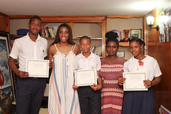 vhfoundation's tweet photo. Just a few months ago, we presented scholarships to hardworking students in #Haiti! Showing these children we BELIEVE in their future is such a precious gift. We can’t wait to spread the love around to more deserving students this year!

#VibrateHigher #GiveBack https://t.co/zEW0gwaY0X