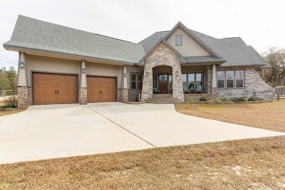 👀👀💲💲REDUCED📉📉!!! 
Custom home for sale in GATED Community. 4 Bed 3 1/2 Bath on 4 acres. Bring your horses &amp; enjoy this one of a kind property. For more info or to schedule a private showing contact:
Justin Creel
KW Gulf Coast
The Creel Group
850-530-7799 c
creeljd@gmail.com