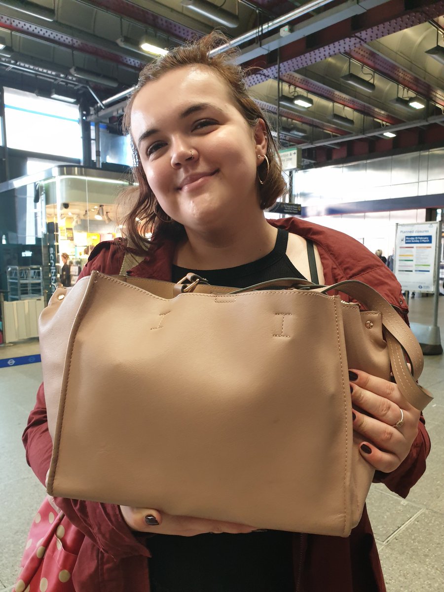 aimeecolgate's tweet photo. @missingxcom @SW_Help thank you so much for reuniting me with my belongings. Lost my handbag Thursday night on the train and have been so worried!!! #feelinglucky #grateful https://t.co/aIybM2AQ1U