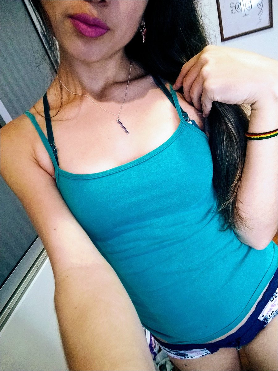 DanisRyan1's tweet photo. Hello Daddy #cum #yourgirl #camgirl #modelwebcolombia #porn #sexcam #model #modelweb  #chaturbatebooth #BongaCams #mayfrecams https://t.co/q1slz7gWMk