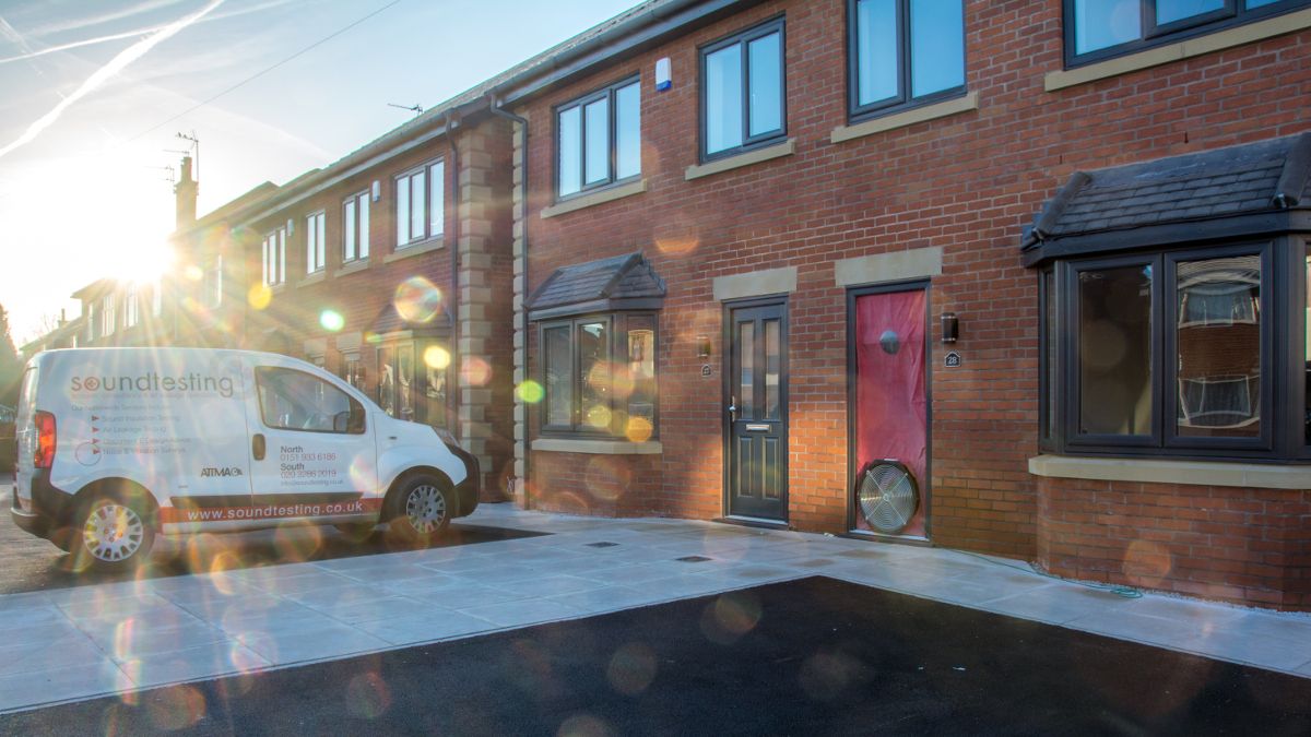 sound_testing's tweet photo. Looking for air leakage testing for a new build property? Just call our team to book on 03301070041 https://t.co/iuw7wjzJ2k https://t.co/dvJadPwg3R