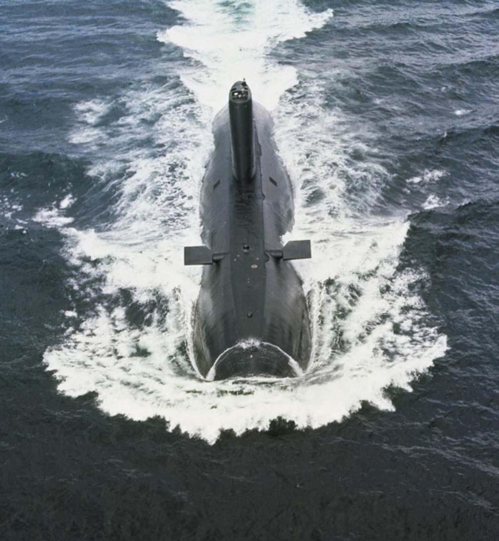 Royal Navy tweet media