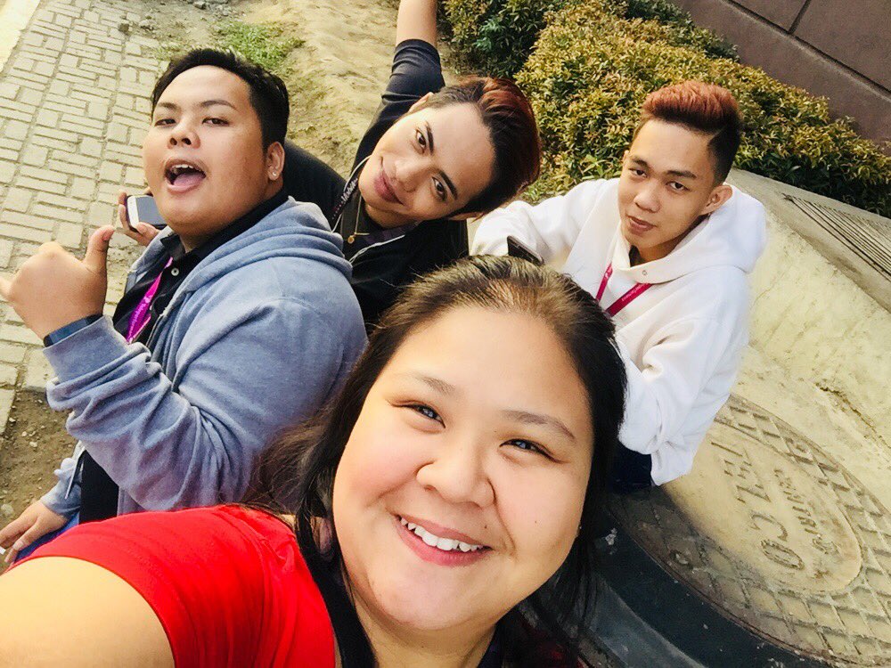 CaburalDwin's tweet photo. Workmate on the Houz yooooowww😂 #proudTP #weTeleperformance https://t.co/MnzuwLYeEM