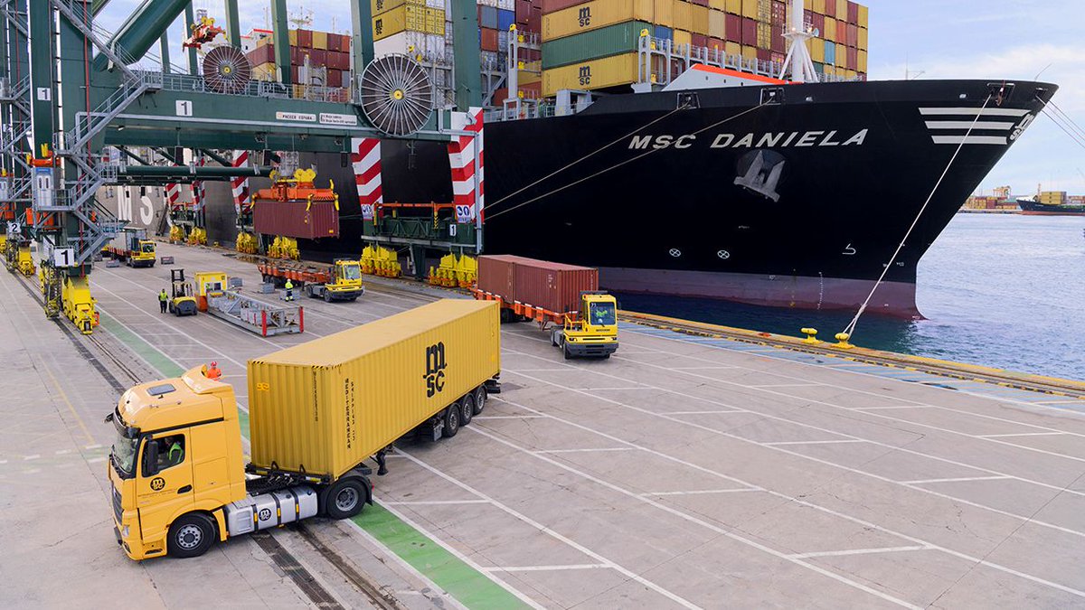 MSCCargo's tweet photo. MSC attends the Intermodal South America fair on March 19-21 in Sao Paulo, Brazil. Come meet our MSC experts at stand # 2-50, and discuss how we can help you deliver reliably for your customers. Read more: https://t.co/mYW2TtMsGt ⚓🇧🇷 #MSCCargo @IntermodalSA https://t.co/2Mlp8FCXX0