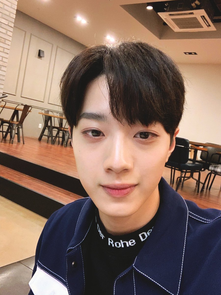 LAI KUANLIN·라이관린 tweet media