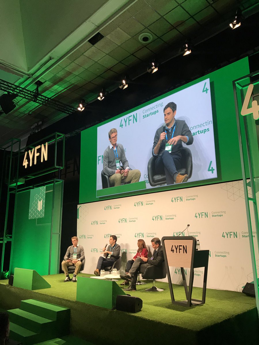GetaroundES's tweet photo. ‘El carsharing ya no es una alternativa, es una obligación. Está en los planes de negocio de cualquier fabricante, debería estar en todos los programas electorales ‘ @jaumesu de @Drivy_ES en el debate de #4yfn19 #mwc19 con @scoot_esp y @tuSEAT #carsharing #mobility https://t.co/Ic5jm1uwHX