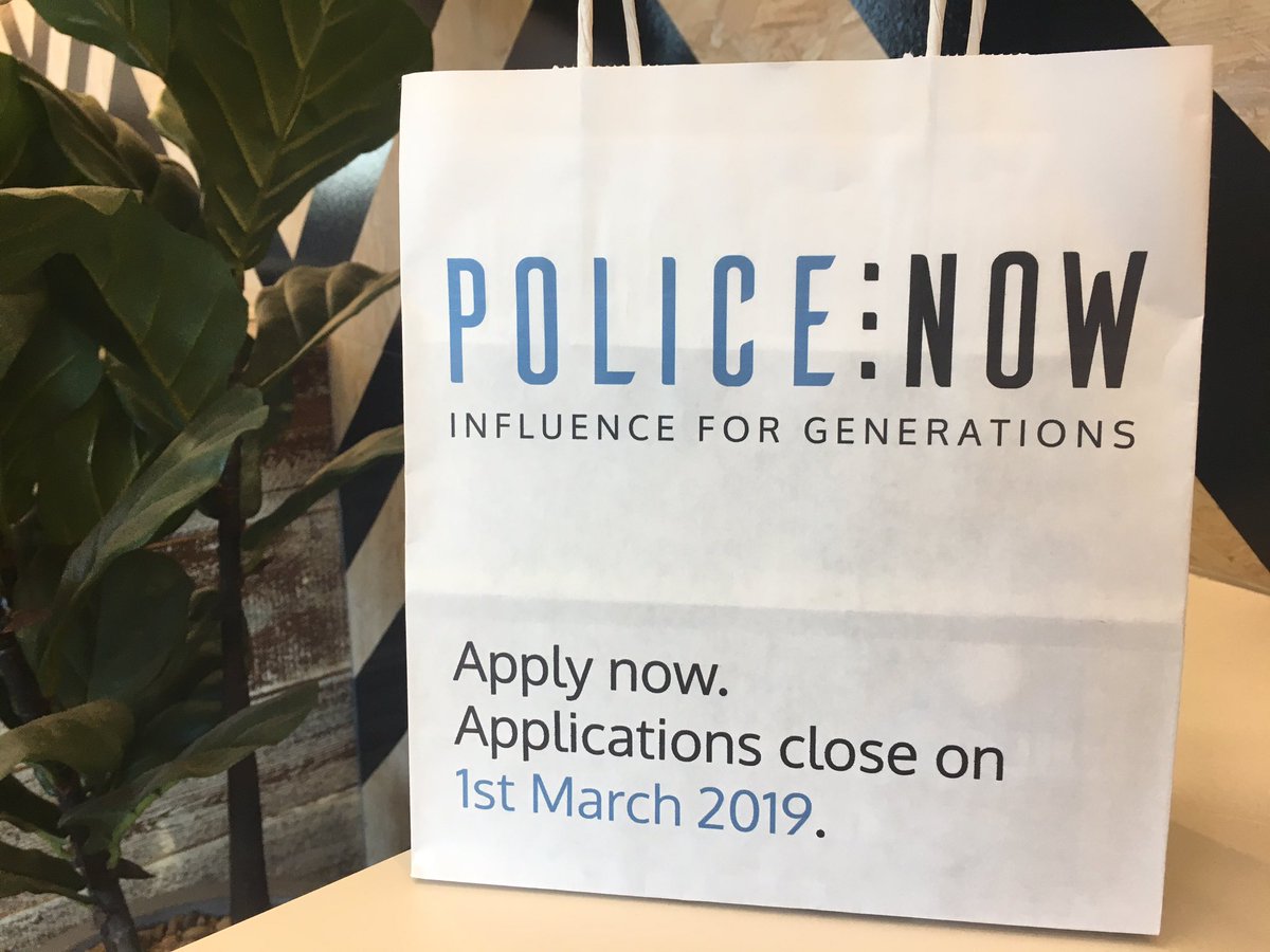 Caitlincarty_'s tweet photo. Got that free doughnut from @Police_Now this morning, such an interesting initiative for graduates with fellow #999modeactivators, still think I’d rather #beseeningreen though 🚑🚓 
@UniofHerts https://t.co/mqNWfuVnhY