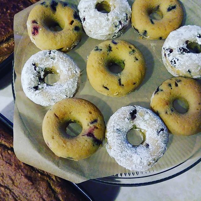 theveganIicious's tweet photo. This is what happens at 6am! And rhis is just a sample.. ☺ morning everyone..
#glutenfreedonuts #glutenfreebread #vegan #falafels #vegetarian #vegan #govegan #basicvegagirl #whateverveganseat #veganfoodshare #healthy #cleaneats #gofruityourself #eggf… https://t.co/SJMqGX1OxR https://t.co/vcJ6msHMZz