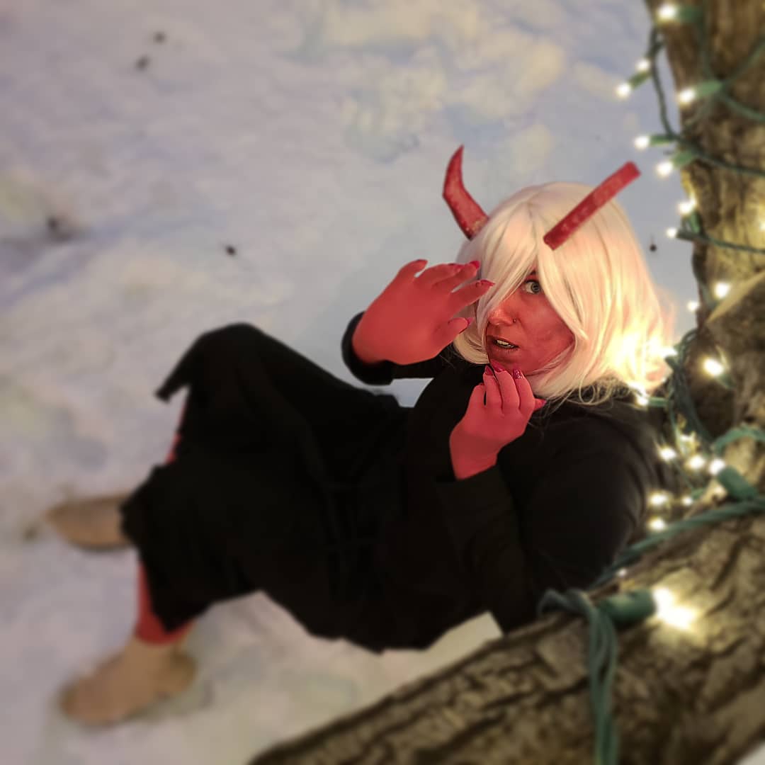 PhoenixOwl_Cos's tweet photo. Do you think I'm a monster too? Photo by @blacxscorpio and edit by me #zerotwo #babyzerotwo #darlinginthefranxx #amke2019 #cosplay #cosplayer https://t.co/I9T53fwUBJ