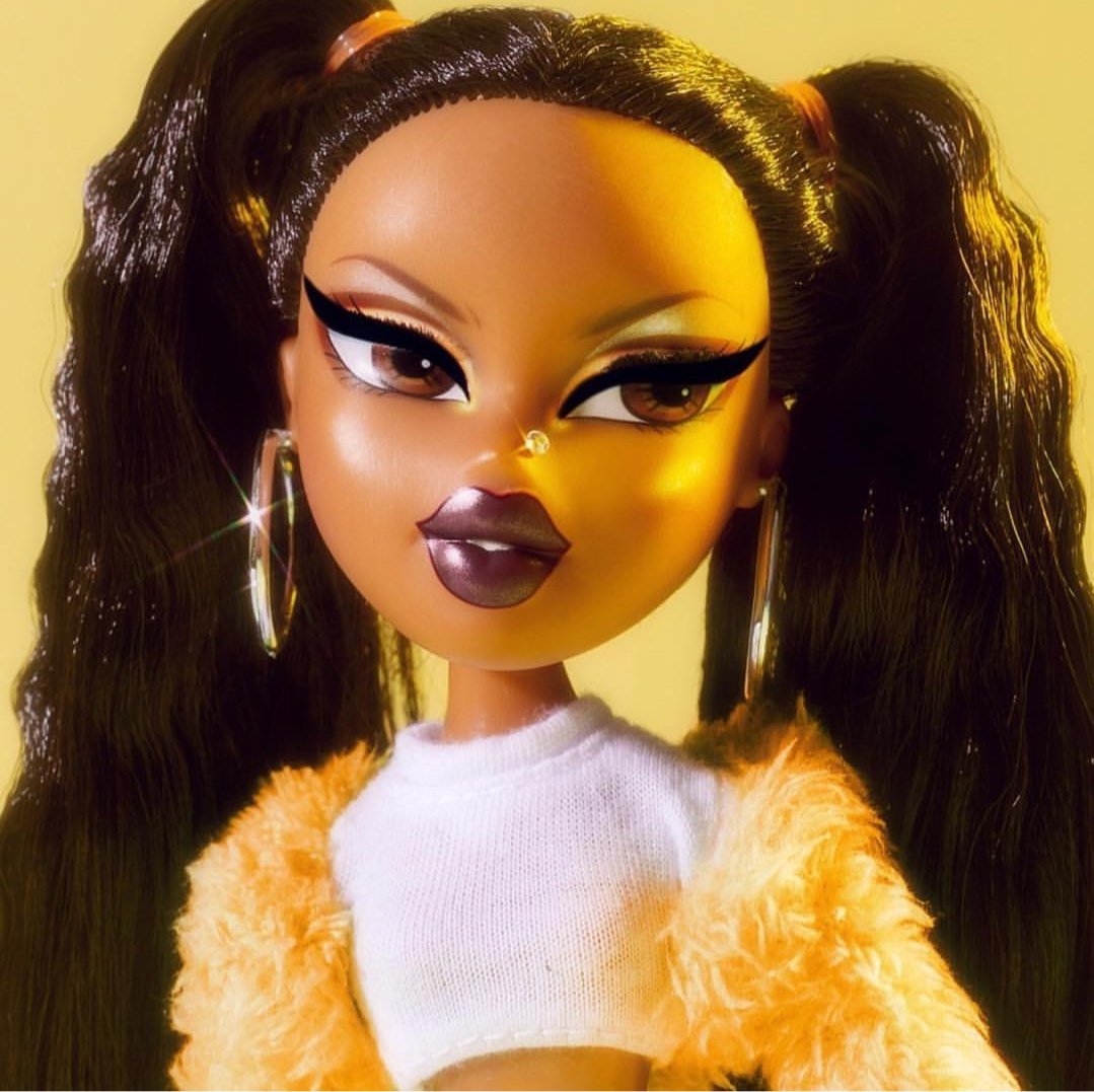 Mimee0755's tweet photo. ลองแต่งหน้าแบบบล็อกเกอร์ฝรั่งดู ช่วงนี้เค้าฮิตกันแต่งลุค #Bratzdoll  เลยลองบ้าง อาจจะไม่เหมือนมากเท่าไรเนอะ อิๆ #บตบก #makeup #มีมี่แปรงบาน https://t.co/Pkk4iAKPoE