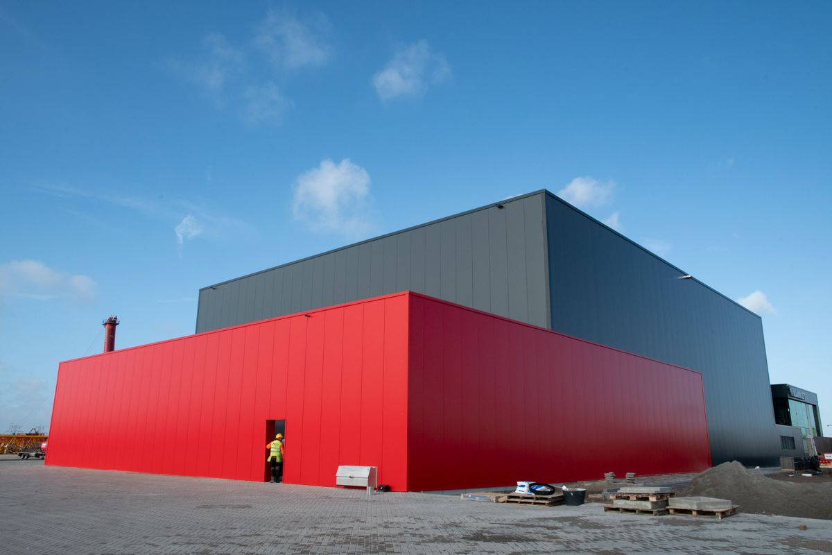 H4A_'s tweet image. Bijna klaar voor oplevering! Afgelopen maanden is H4A druk bezig geweest met de realisatie van de nieuwbouw voor Mammoet. #maakhetbijH4A #nieuwbouw #Westdorpe #Mammoet