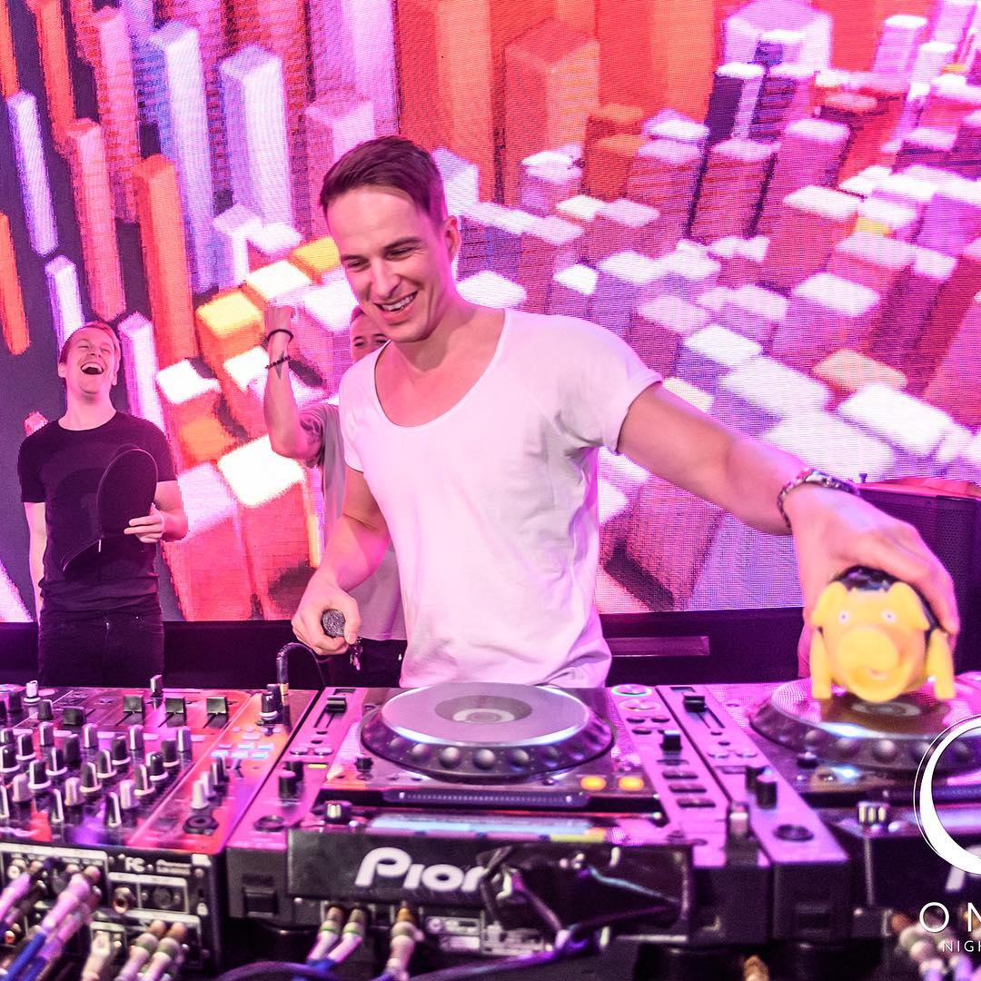 fonkrecordings's tweet photo. Monday's here and we hope you're kicking off your week with a smile as big as @dannic's 🙌 https://t.co/2OzruAz8sW