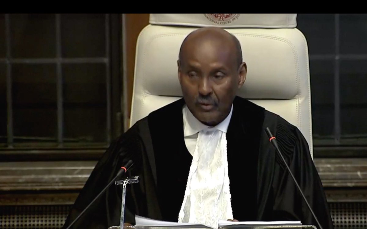 AbdEarally's tweet photo. The International Court Of Justice #ICJ strengthens #Mauritius position on #Chagos 1.The decolonization of the island in 1968 is not complete  2.  #GreatBritain is under the obligation to bring an end to its administration of Chagos #DiegoGarciaMilitaryBase #US GREAT JOB @CIJ_ICJ https://t.co/4y1RIuHqLo