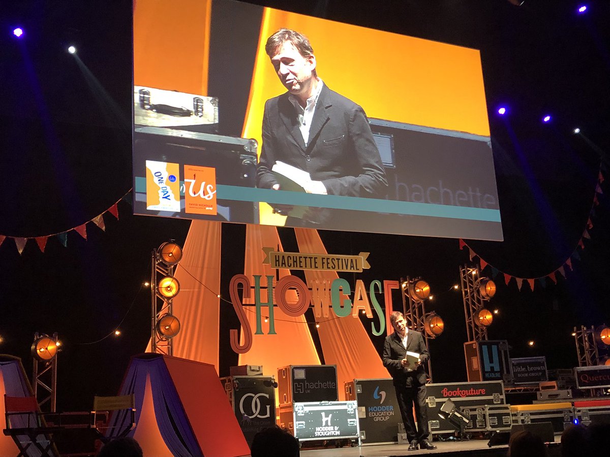 valvicky16's tweet image. David Nicholls!! #Showcase19