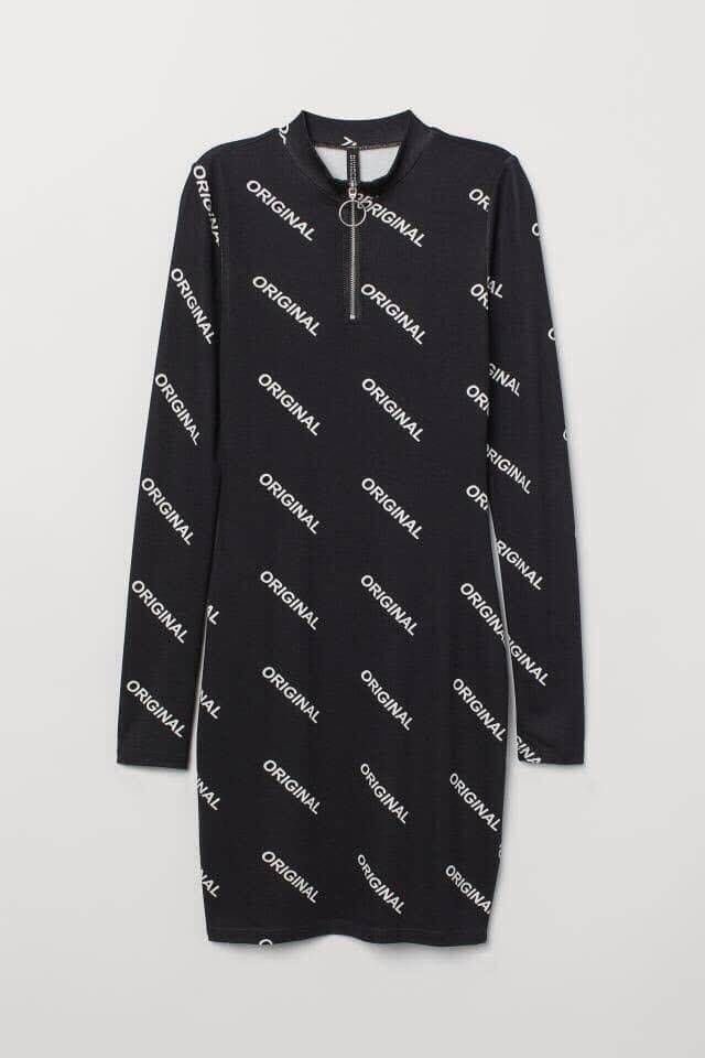 Applepin7's tweet photo. 📍ราคา180บาท
H&amp;M เดรสคอเต่า ผ้ายืดได้เยอะผ้าดีค่ะ ซิปหน้า  ลายจมผ้า ใส่ออกมาสวยนะคะ 
S อก26-34 สพ28-36 ยาว34 2ตัว #สินค้าพร้อมส่ง https://t.co/UgYDoWqlQ0