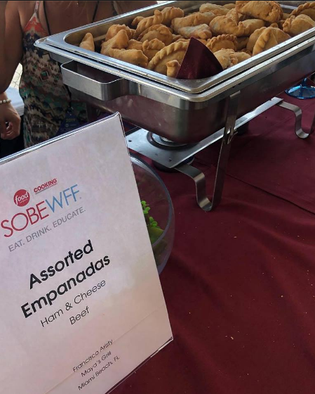 Mayasgrill_'s tweet photo. Yesterday!!! our house-made #empanadas never disappoint! #sobewff Food Network &amp; Cooking Channel South Beach Wine &amp; Food Festival #mayasgrill @ SOBEWFF - Grand Tasting Village https://t.co/1LEPnuUq4H