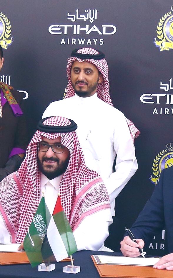SalemAlOthman's tweet photo. جهود كبيرة تعمل بها ادارة النصر في إبراز شباب النادي وابناءه لمستقبل اجمل بأذن الله
جمهور النصر يداً بيد مع الشامخ سعود آل سويلم واعضاء مجلس ادارته ��بالتحديد مع الخلوق صاحب المجهود الكبير داخل النادي الاستاذ احمد البريكي
الله يوفقكم 💛
#معاك_يانصر https://t.co/Tu6u1i7oyz