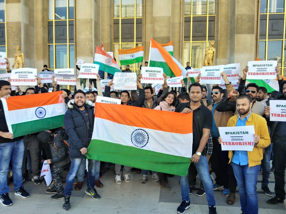 AnuragUm's tweet photo. @indiainfrance protested against terrorism https://t.co/DUhbp9cMkh