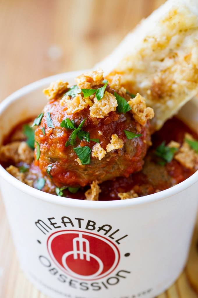 NewarkHappening's tweet photo. Hey #Newark! Use your @ShopNewark Card to dine local this Wednesday (2/27/19) afternoon with the #ShopNewark Cash Mob at @MeatballObsess (located on Halsey St. from 12:00pm-2:00pm)!
#MeatballObsession
#Foodie https://t.co/RbtqwBa0av