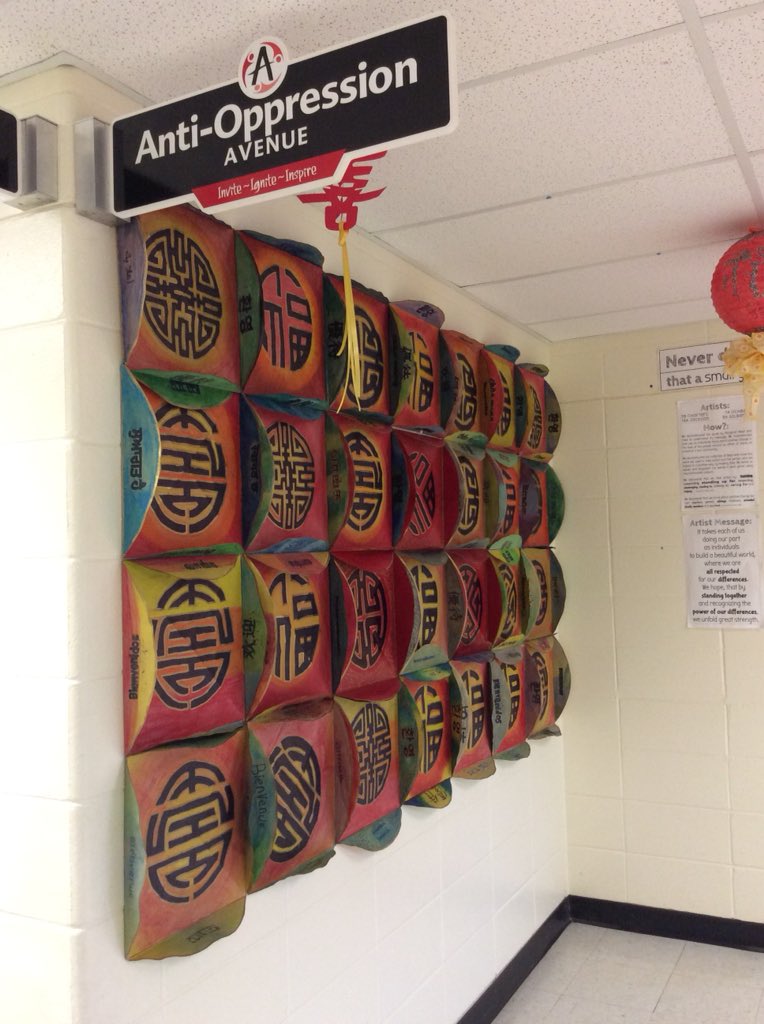 yusra_rasool's tweet photo. What’s the largest square you can fit inside a circle? Lunar New Year Medallions welcome all languages of our school.@AldergrovePS @aldergrovearts https://t.co/VAeVhVMWQl