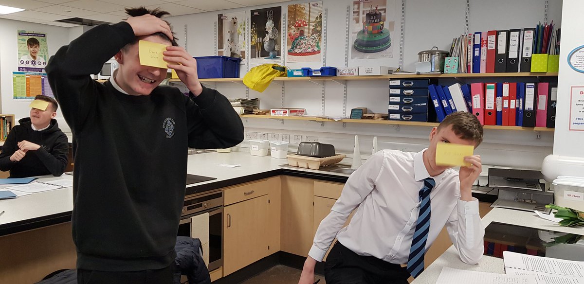 stcolumbaPEdept's tweet image. &apos;What am I&apos; revision game in higher PE theory class. #describe #commandwords #revision @_stcolumba