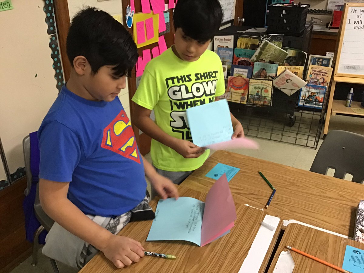 MsEGarcia2061's tweet photo. We worked on coherence through sentence to sentence connections in our flipbooks, and we worked on fluency by sharing our finished writing. @DPISD_DWE #writing #insiderchart #4thgrade https://t.co/QTwT1AwlCM