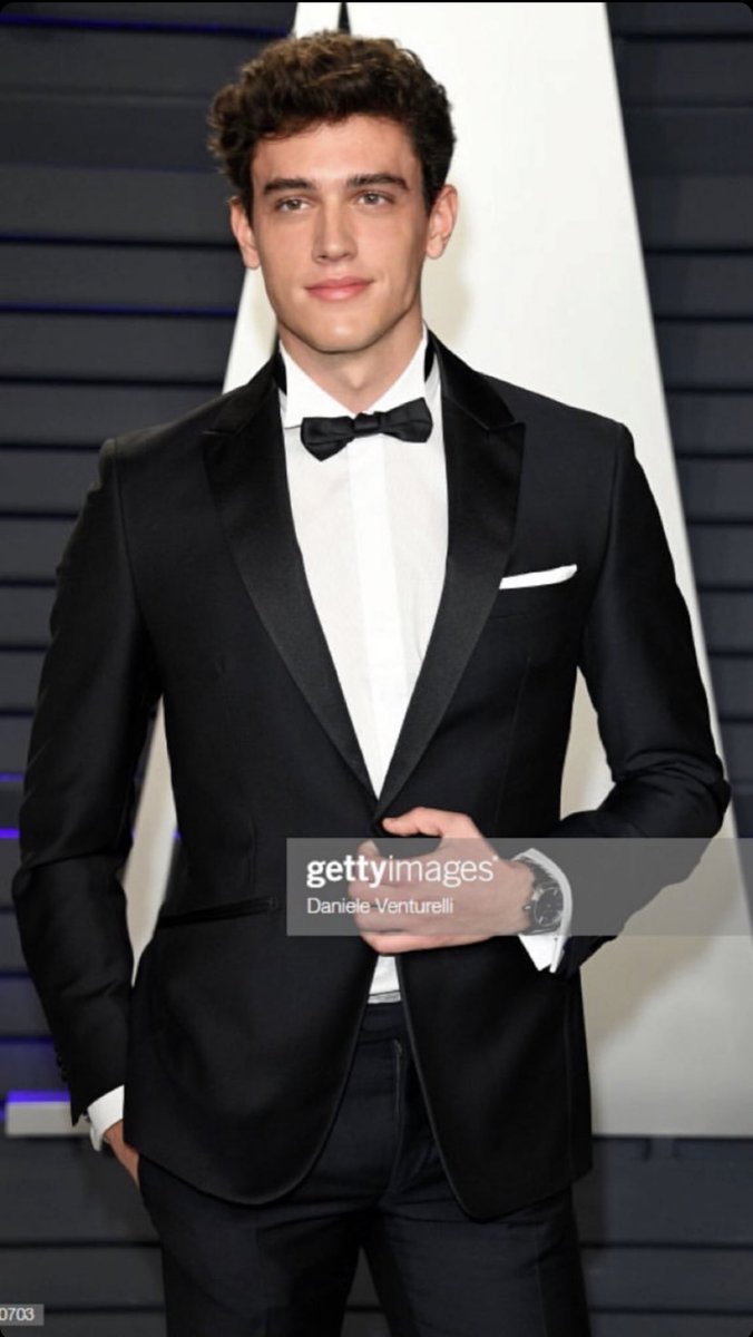 jsflorenza's tweet photo. @VanityFair Oscar Party 🕴🏻 https://t.co/Odpg0gGSeP