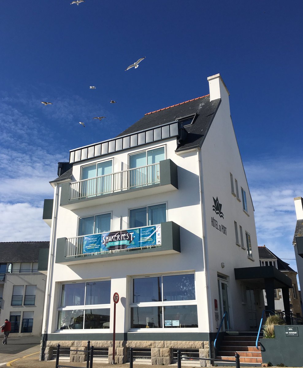 HotelPortLesco's tweet photo. Nous sommes très fiers d’être partenaires du #ShakerFest qui se déroulera à #Ploneourlanvern les 1er et 2 mars #bigoudenjoy @HotelPortLesco https://t.co/dlXj36fBYJ
