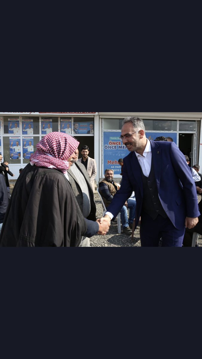 HarunDanac's tweet photo. Dürüstlüğü, çalışkanlığı, samimiyeti kendine ilke edinmiş bir Başkan adayımız var. @mehmetkusnet : “Eyyübiye halkına Belediyecilik anlamında yapabileceğimiz sözleri verin, kimseye yapamayacağımız hiçbir sözü vermeyin”
@mehmetmogal63 
@mehmetsalihsarc 
@HalilMujde63 https://t.co/3TlozcryJa
