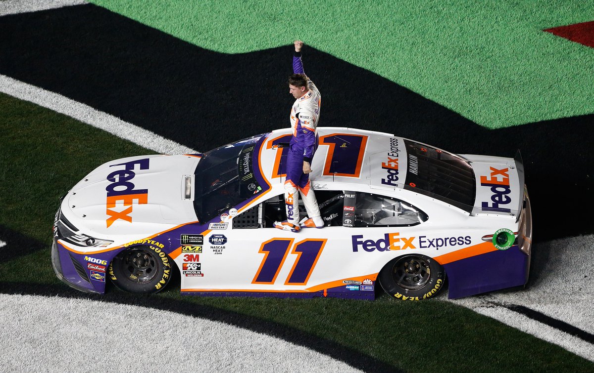 DAYTONA's tweet photo. With his second #DAYTONA500 win, @dennyhamlin joins the club with 11 other drivers who've won the #DAYTONA500 multiple times!

📰: https://t.co/qeibSd6DtW https://t.co/PsP0deHfch