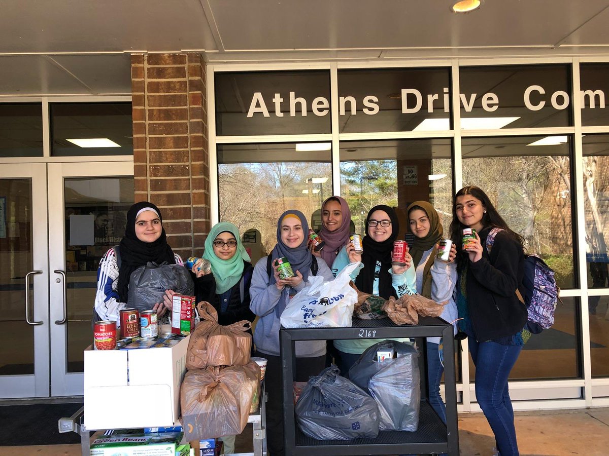 Thank you for everyone who helped out with Our Three Winners food drive. Also, Congrats to @MathWithMrWood first period class on collecting the most donations. #ourthreewinners #threewinnersfooddrive ❤️