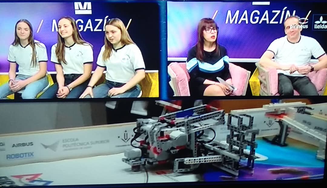 Genial entrevista dels ADS-15, el <a href="/jtrillabaldoma/">Jordi Trilla</a> i la <a href="/MirallesMontse/">Montse Miralles</a> al programa #Magazín conduït per la <a href="/Marivichacon/">Marivi Chacón</a>. Gràcies, <a href="/LleidaTV/">Lleida TV</a>, per l'oportunitat de difondre la nostra tasca. Ens veiem després de Tenerife! <a href="/EPS_UdL/">Politècnica UdL</a> <a href="/firstlegoleague/">FIRST LEGO League</a> #EQUIP #projectesqueenamoren