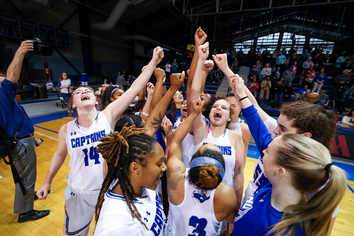 CNUcaptains's tweet photo. Sheer joy as the Captains win @CACsports titles - and we believe there's more to come. 
NCAA tourney bids are out. @CNUMensBball at home Friday so #FilltheFreeman; @cnuwbb at Gettysburg. Ticket info: https://t.co/qfYpMLb30B https://t.co/VF3ETLhoU7