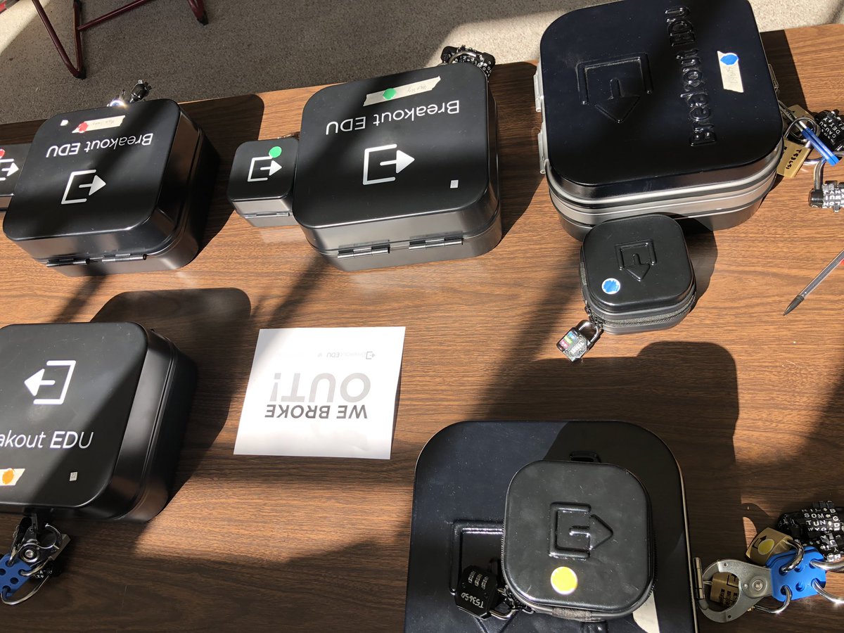 IrvinS678's tweet photo. Ss @WileyMS using @breakoutEDU to solve clues and investigate African American artists. What would art be like without the Harlem Renaissance?! How do artists use their talent to express their character? https://t.co/kKVw1A2npf