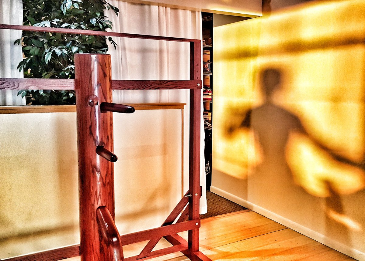 theartofki's tweet photo. Perception
.
.
.
.
.
#freedom #jkd #jeetkunedo #taichi #wingchun #martialarts #perception #brucelee #ipman #theartofki #artofki #awareness #theartofjkd #artofjkd #ki #kijkd #spirit #taichichuan #beoriginal #butterfly @theartofki_me https://t.co/1KYcmZDgtn