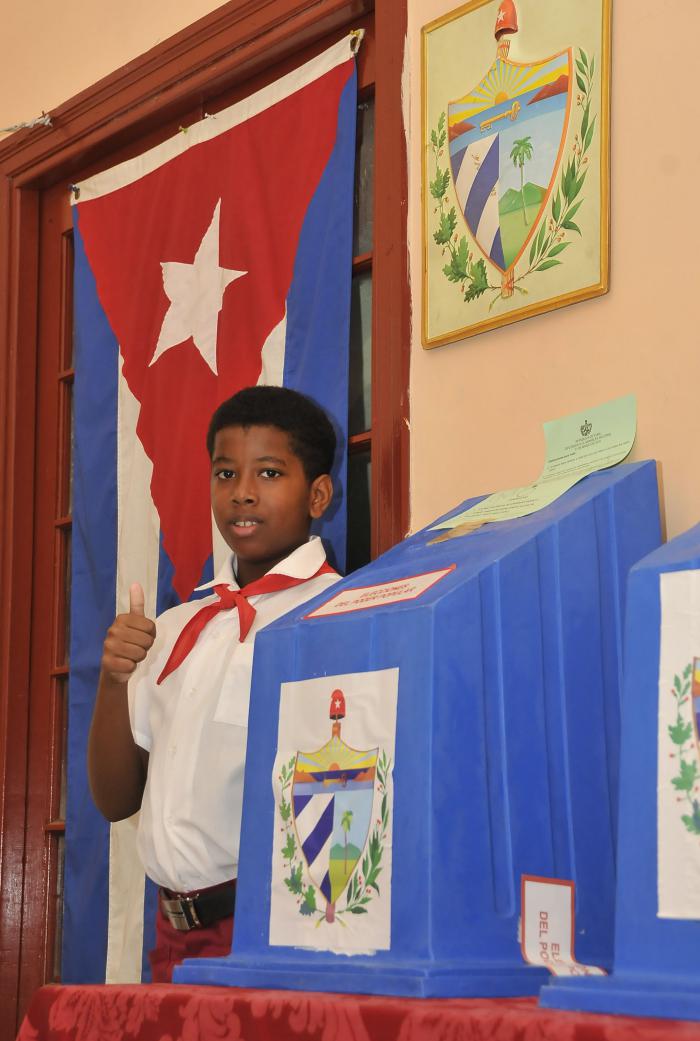 View image on Twitter