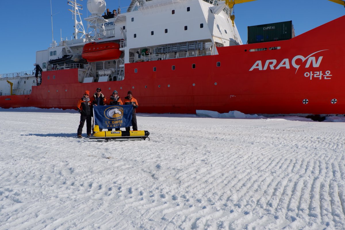 How fast are ice shelves melting in #Antarctica? A #UCDavis team and their underwater robot just took the 1st turbulence measurements to find out. Follow <a href="/StormyTheGlider/">Storm Petrel</a> for updates! ow.ly/FbG750m8jEh