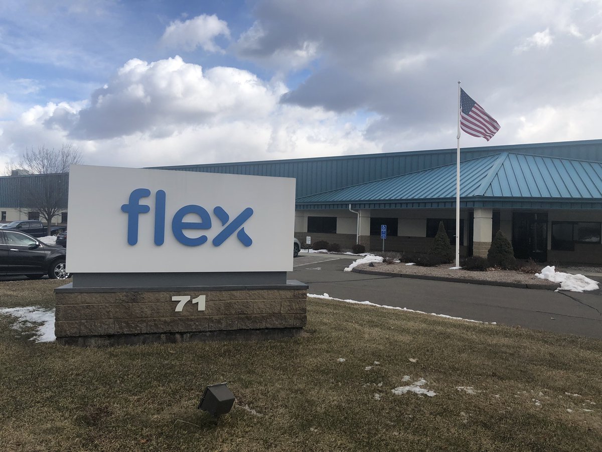 ManchCT_EconDev's tweet photo. Great to @Flexintl here in Manchester! Flex employs 250+ locally in the precision manuf space. Invested over $7 mil here over the past 2 years with another $10 mil to come with a new expansion. We are happy to have you here in #ManchesterCT! #econdev #precisionplastics https://t.co/X0X4dF6VMW