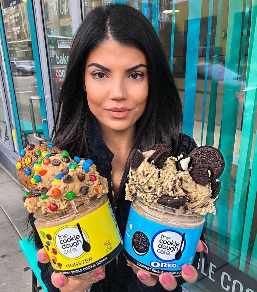 HughesBrandMix's tweet photo. Which one would you choose? #thecookiedoughcafe #branding #packaging #consumerpackagedgoods #marketing #cookiedough #oreo #snack #dessert https://t.co/mSUU1aKCGn