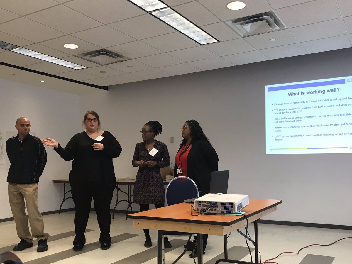MmeSamayoa's tweet photo. Une journée d'apprentissage avec des co-éducateurs!!  What a great Monday morning, merci @TDSB_BT @EarlyYearsTDSB  #planwithchildren #edp #kindergartenprogram @tdsb https://t.co/LEt84Tdtf5