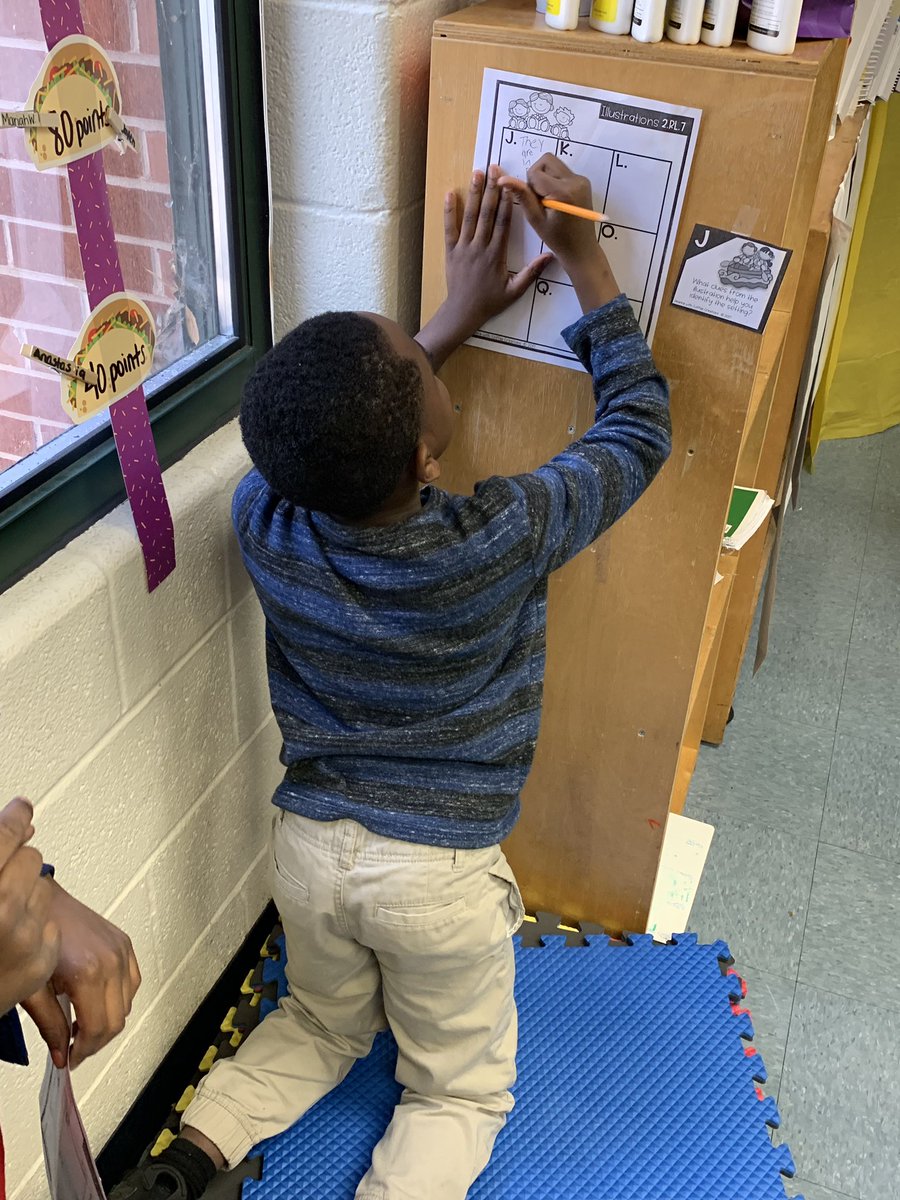 EducatethemBrit's tweet photo. This is what ✨Marvelous Monday✨looks like in 2nd grade. Students are engaged in a scavenger hunt review💕. #Benchmarkprep @Robinviews @ClaraOkoka @APS_KBall https://t.co/SAJShi0J5g