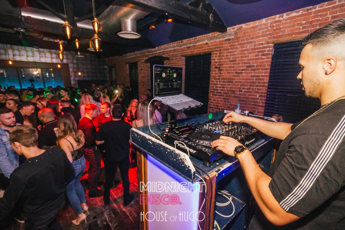 CandypantsSheff's tweet photo. The photos from Midnight Disco on Saturday @House_Of_Hugo are up now on the Candypants Facebook page  #MidnightDisco #Sheffield 🎧 https://t.co/Y8DeHGRfr1