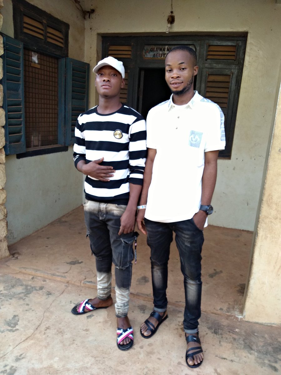 OludapoSul's tweet photo. You don't have to be rich before you look 💯good 🌺just be yourself 💋and appreciate 🙏whatever 🙈you have 🌟⭐️❤️✔️☑️ https://t.co/9tgFeoEWei