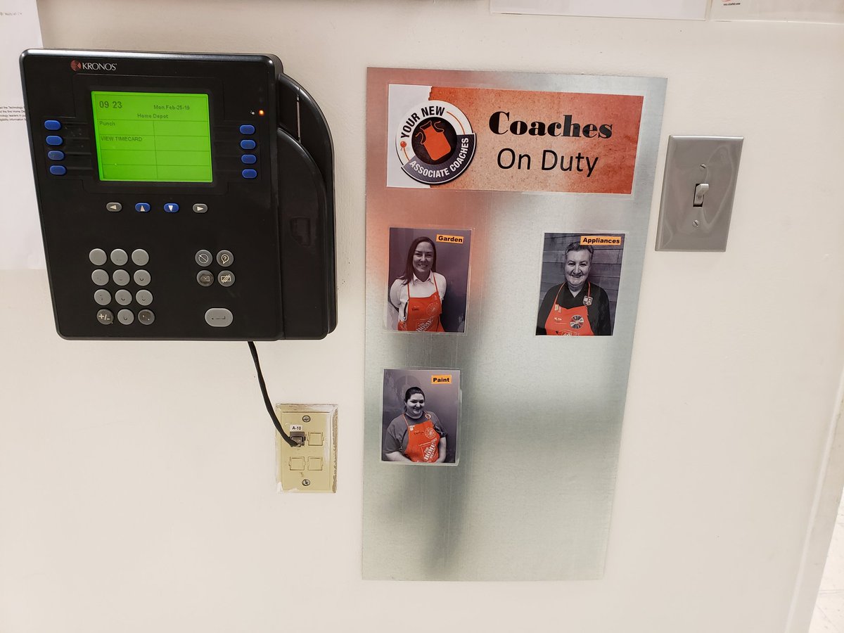 beck_missy's tweet photo. "Coaches on Duty" #2720inspires #GreenTapedNewbies #DriveRetention #CultureIsKing @DavidMann2720 @Schmidt7Adam @medjajo @HDcoble @sarahkukla https://t.co/GAC0vGCEXC