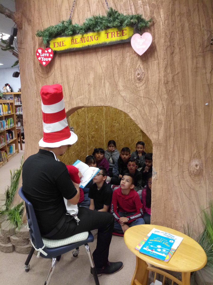 DLTeagleLibrary's tweet photo. Mr. Amaya from EPCC reading to 2nd grade students at FME. @fmeeagles #ReadAcrossAmerica #WeAreClintISD #Clintastic @EPCCNews @EPCC_CR_Mentors https://t.co/2t8bKojdq9
