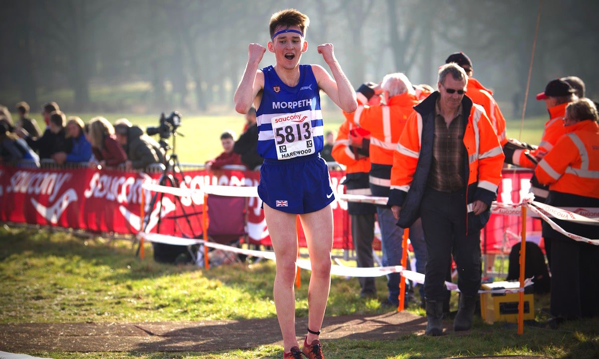 FastRunning's tweet image. In Pictures: English National cross country champs 😃

Taking place for the first time on the sparse grounds of Harewood House... the venue for 2019 English National proved to be a huge success!

📷 Here are some of the best moments ➡️ fastru.com/enatxc19p