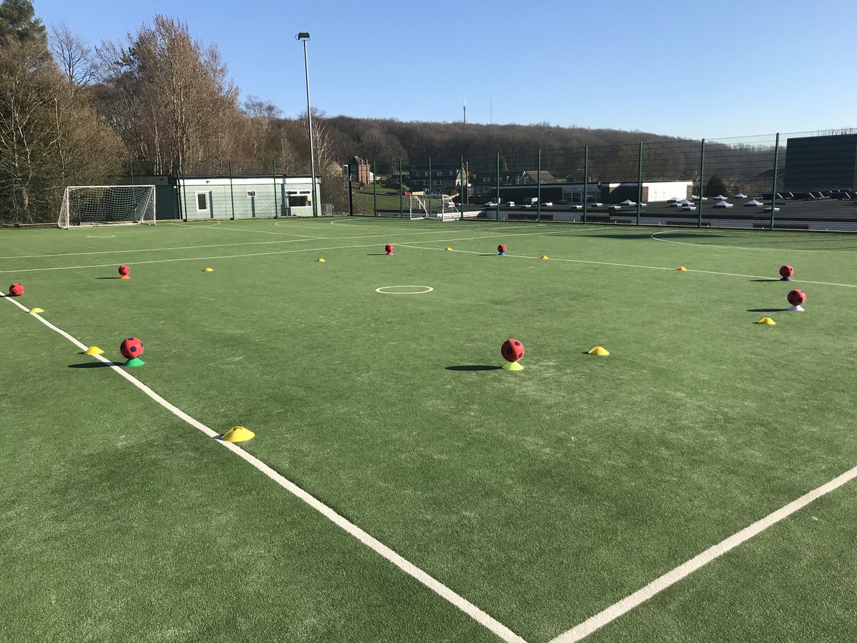 Brilliant start to the new term and what a day for it ☀️ Today the SM Sports coaching team had Pe lessons, lunchtime clubs and afterschool clubs in our schools.