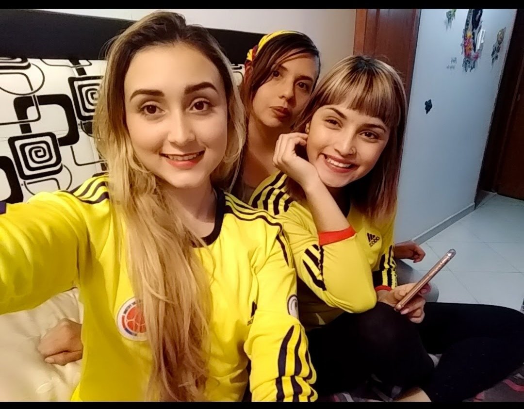 S_lopez01's tweet image. Hola heisel, porfa quiero llevar a mis compañeras de apartamento, solo me faltan dos boletas #HeiselTime @los40colombia @MCHeisel
